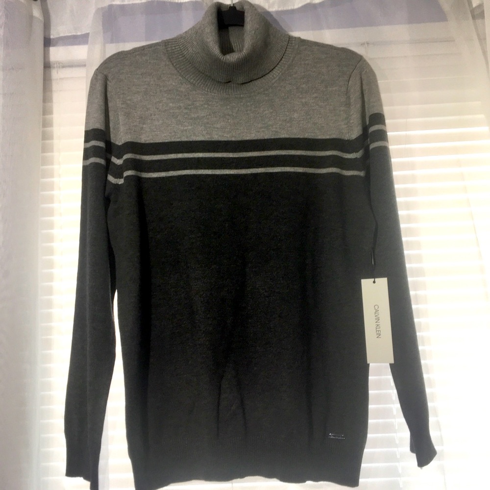 Calvin Klein top size L